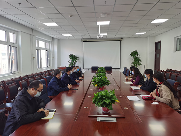 校领导深入k8凯发检查指导疫情防控工作