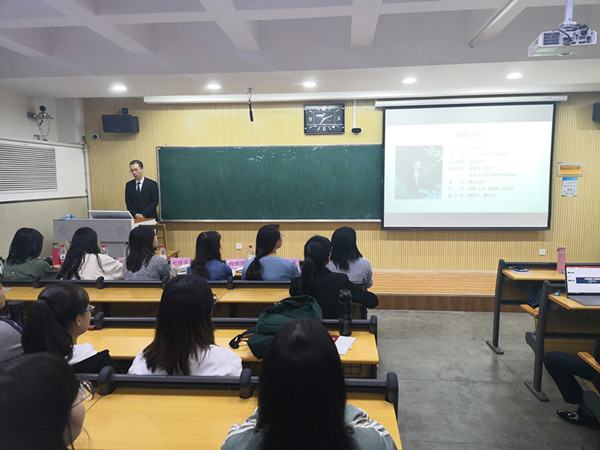 k8凯发举行2020年国家奖学金答辩会