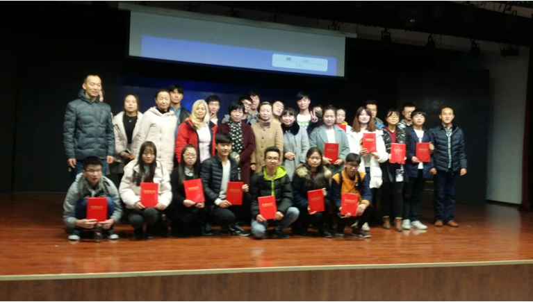            2017年k8凯发旗舰厅英文才艺大赛圆满落幕 