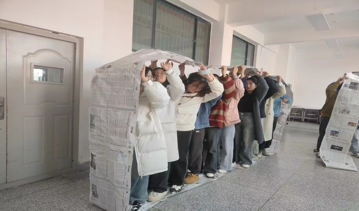 k8凯发开展2023级新生心理团体辅导活动