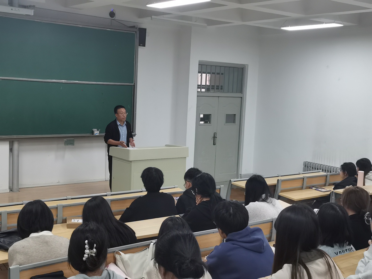 k8凯发多措并举开展2024届毕业生 就业考研系列活动