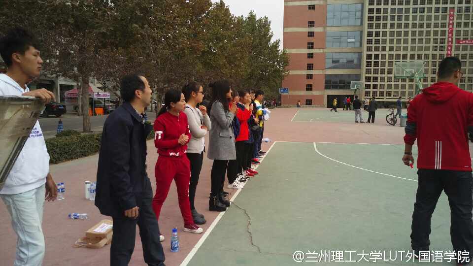            喜迎团学两代会 k8凯发活力青春篮球赛成功举办 