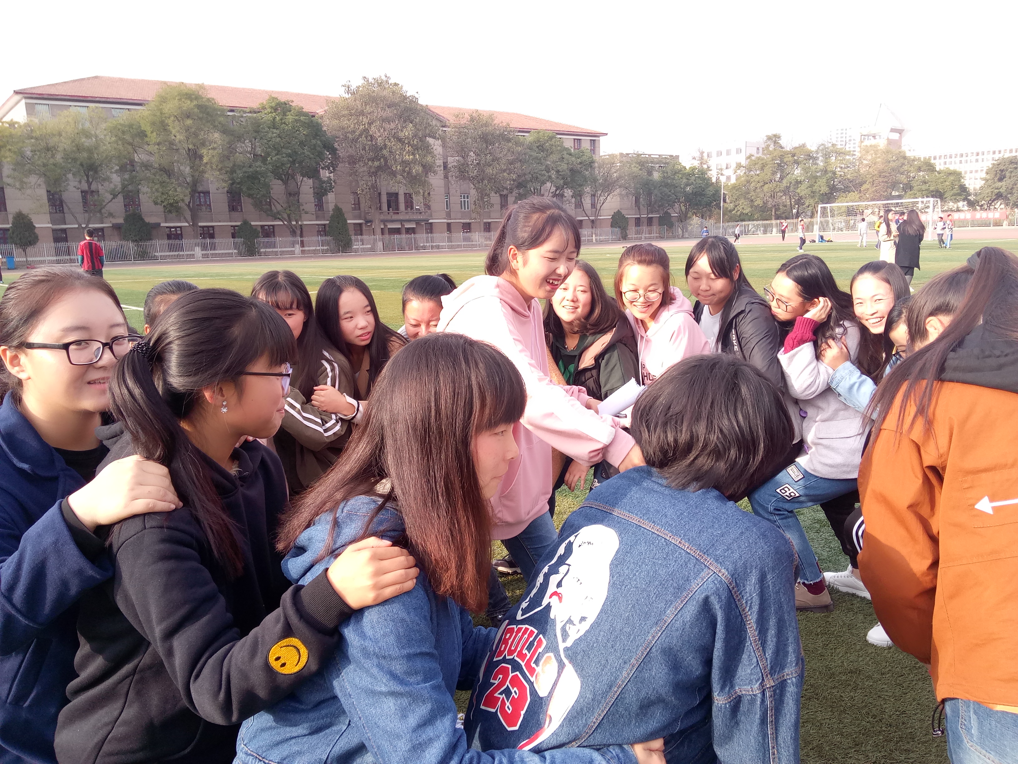            k8凯发17级新生心理团体辅导活动顺利开展 