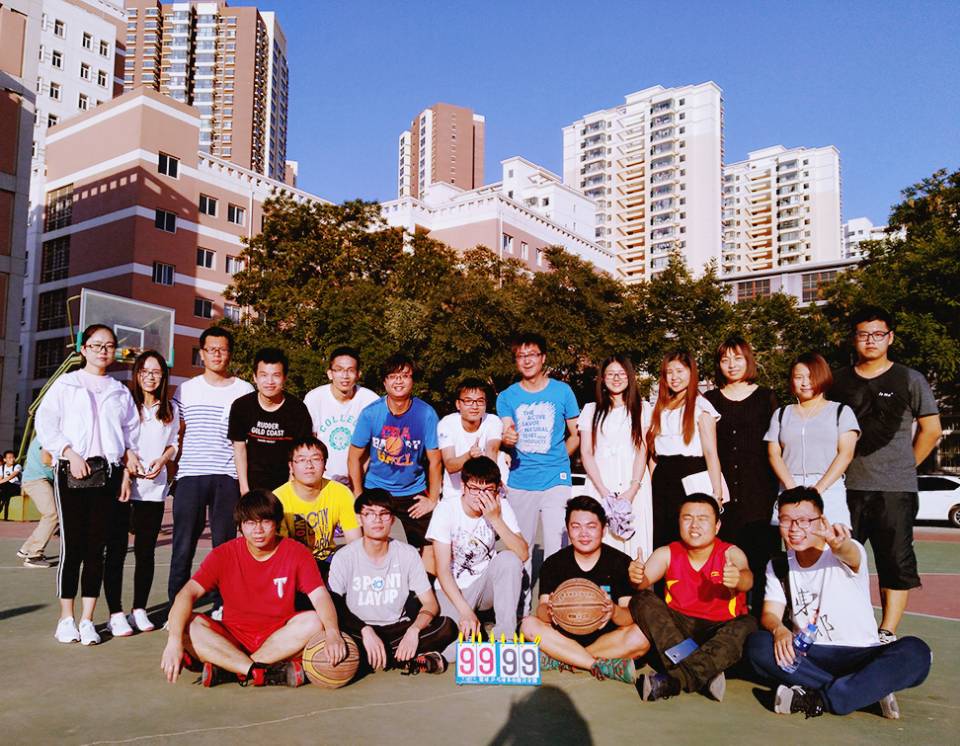            k8凯发“致青春”毕业季系列活动--师生友谊篮球赛圆满结束 