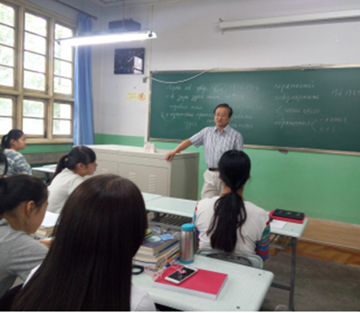            k8凯发俄语系举办“暑期赴俄罗斯语言实习“辅导报告会 