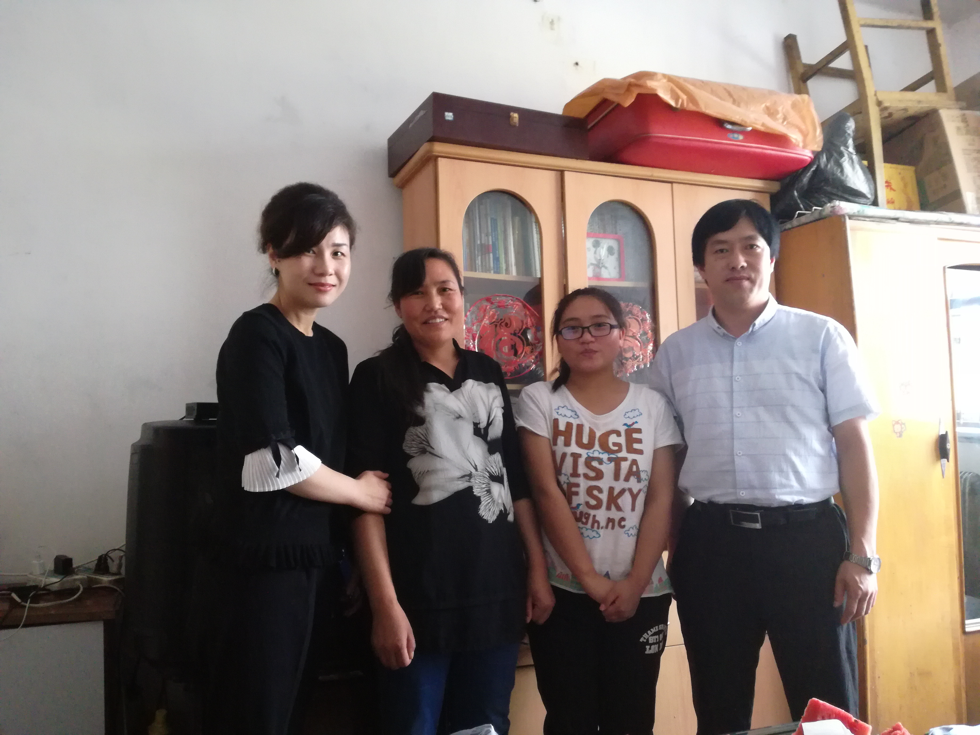            k8凯发开展2016年暑期经济困难员工家庭走访 